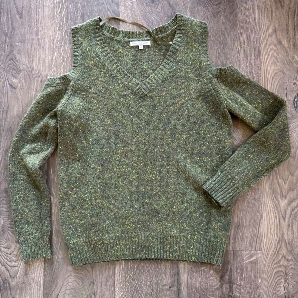 Rebecca Minkoff Green V-Neck Cold Shoulder Long Sleeve Sweater S ~FAST SHIPPING!